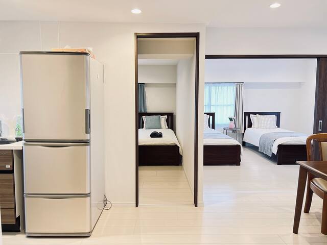 New open/宽敞套房 /东新宿站徒步7分钟/ 9张单人床 gallery image 5