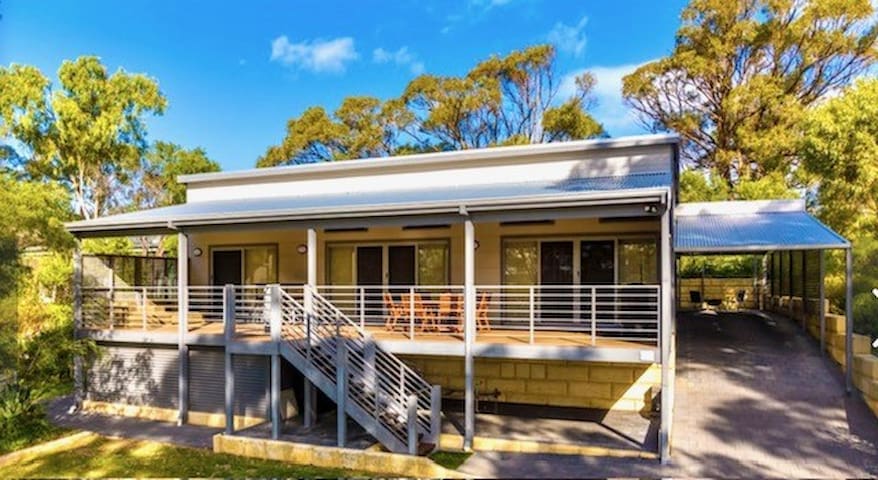 La Dolce Vita, Moore River- Guilderton, WA