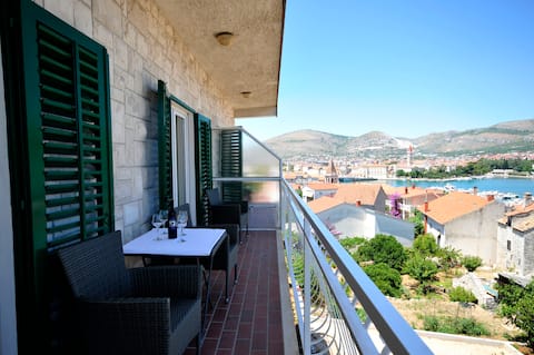 Apartment Borić in Trogir A4+1
