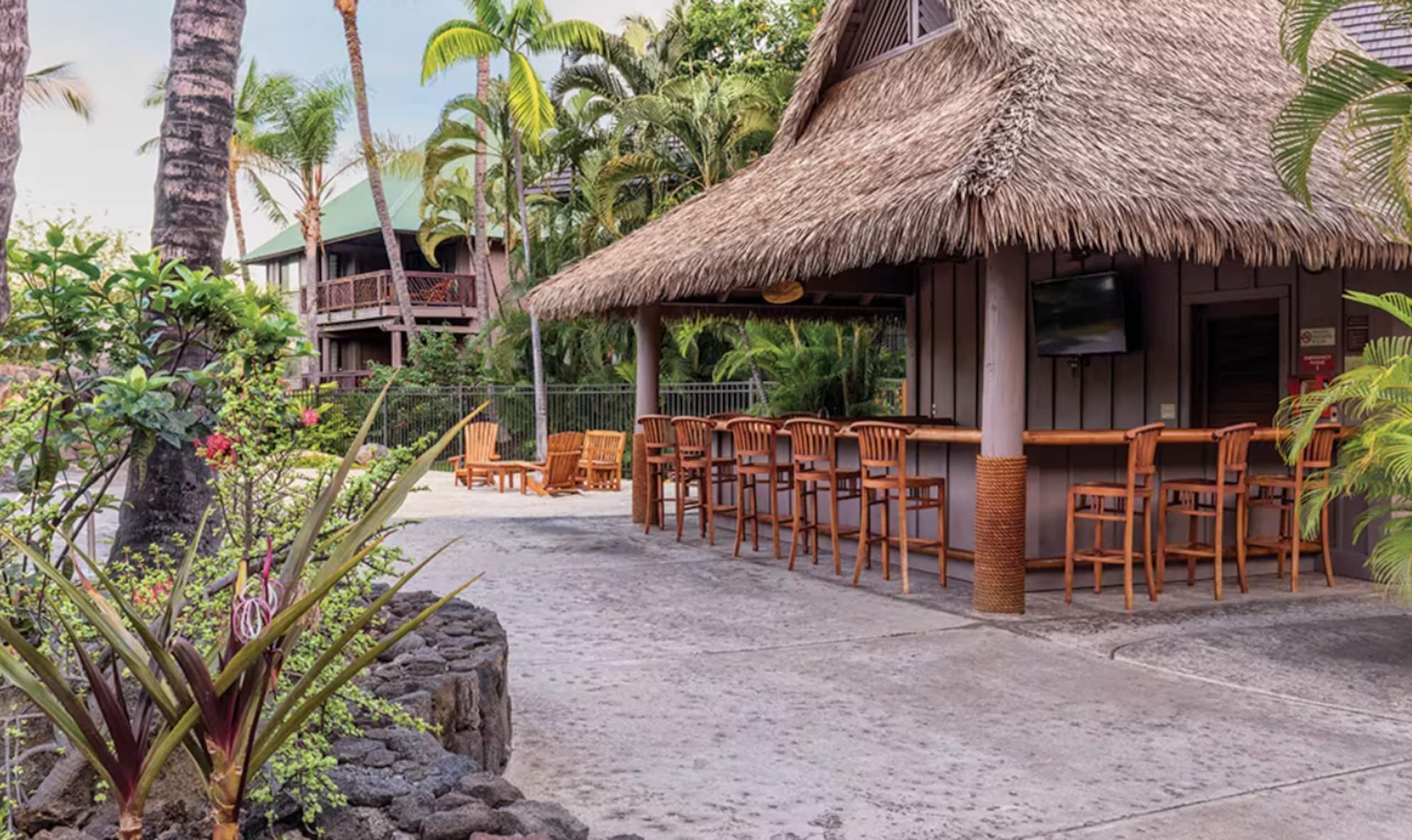 Delightful 2BR Retreat in Kailua-Kona! - Photo 13