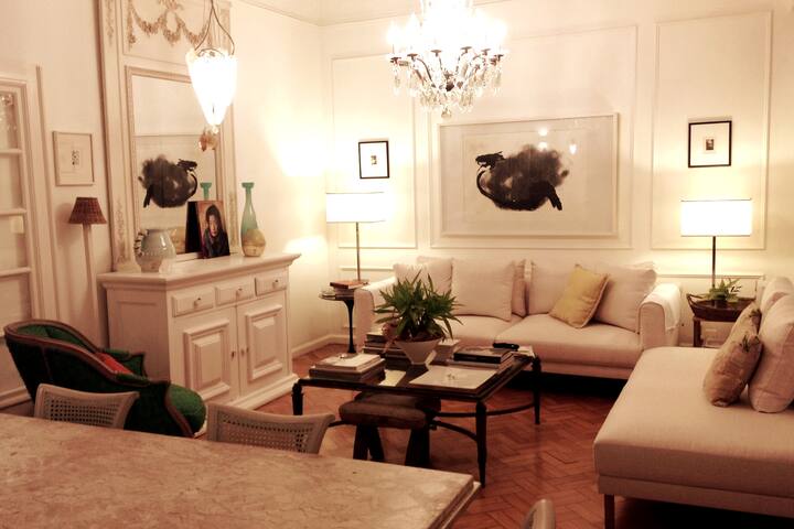 Apto no Leblon uma quadra da praia gallery image 4