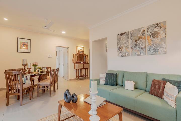 Living room image 5