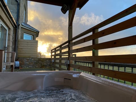 King Room with private Hot Tub and Balcony