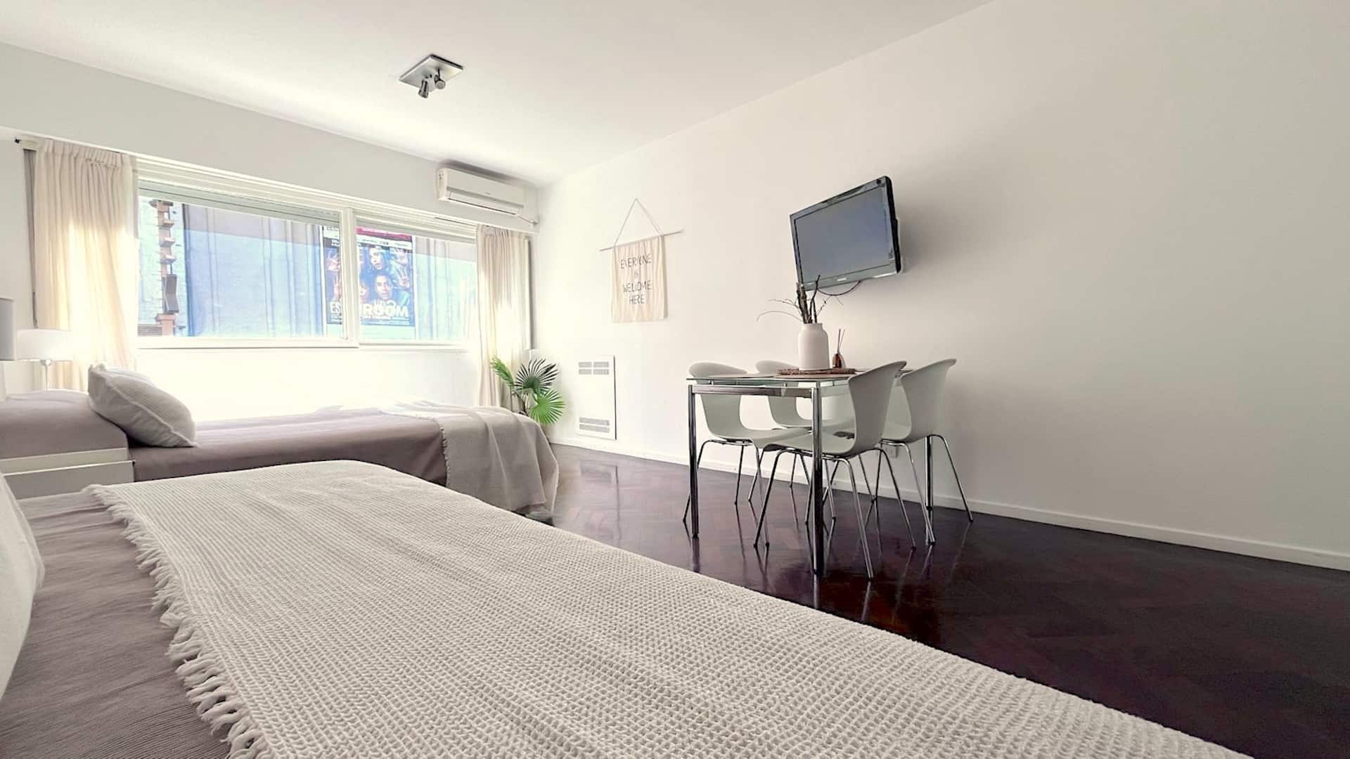 One-bedroom apartment on Av. Corrientes in San Nicolás