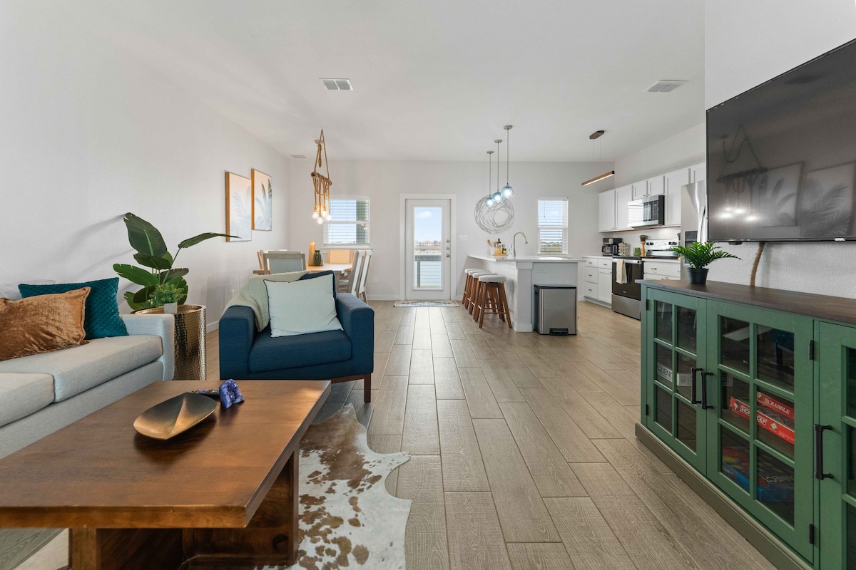 Successful Airbnb property: Stunning Waterfront Retreat in Corpus Christi