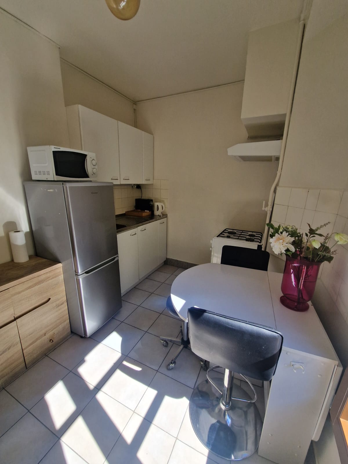 Top performing Airbnb: Apartment in the city center in Grottes Et Saint Gervais