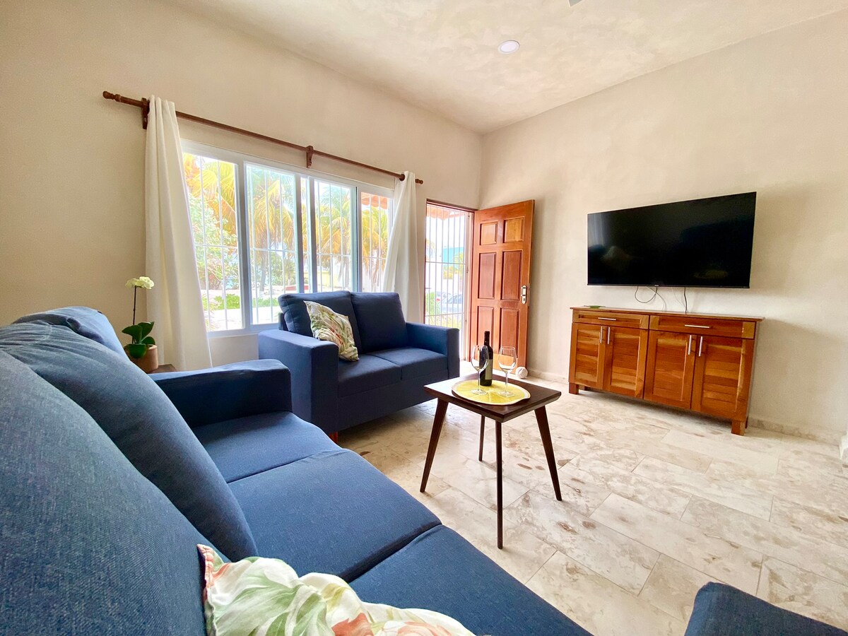 Airbnb con mejor rendimiento: New Remodeled Charming house 2 b, 2 bath w/Pool en Chuburná