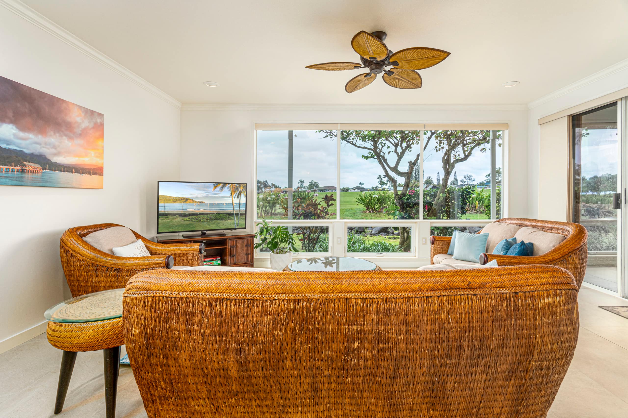 Tranquil, Spacious 1-BD 1-BA, AC, Pool, Hot Tub - Image 6