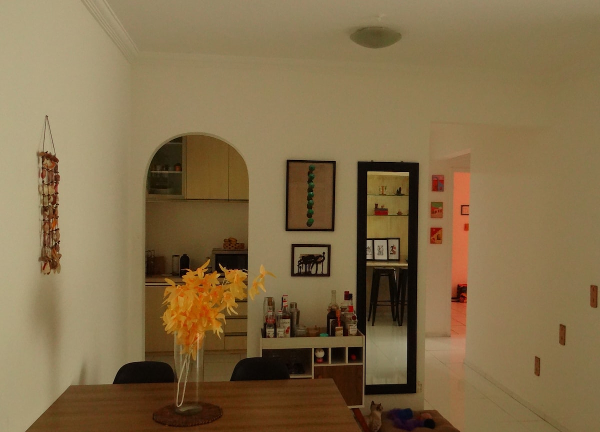 Foto do anúncio de Quarto individual - Exclusivo para Mulheres no Aldeota