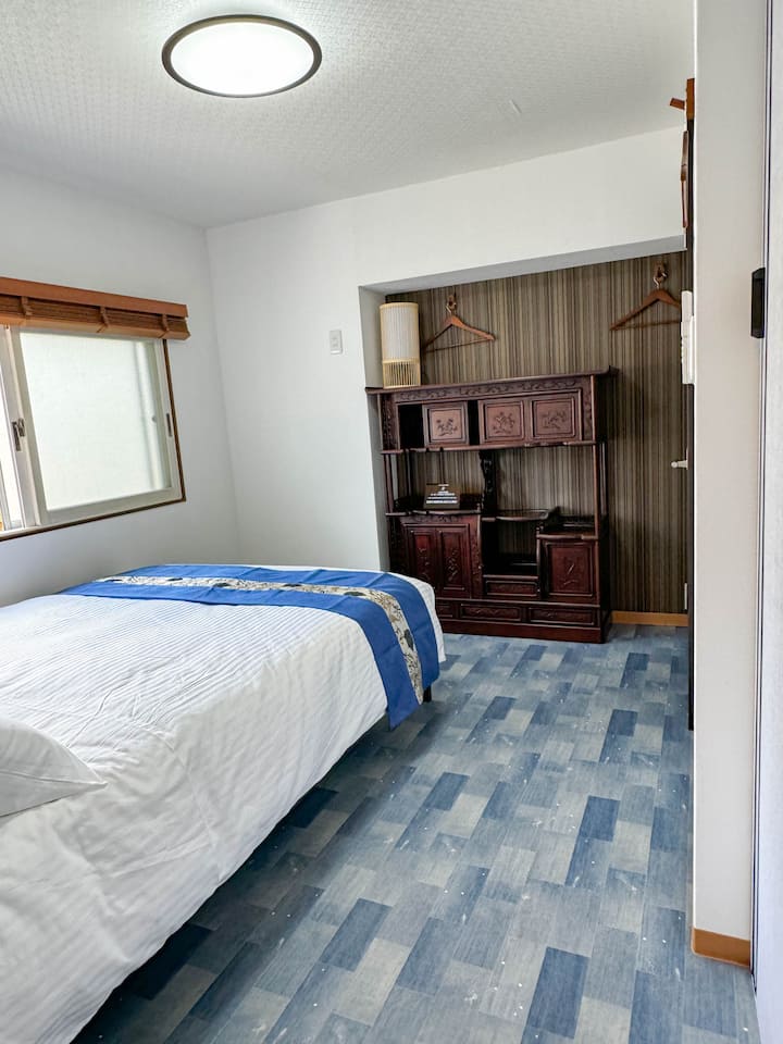 საძინებელი 2