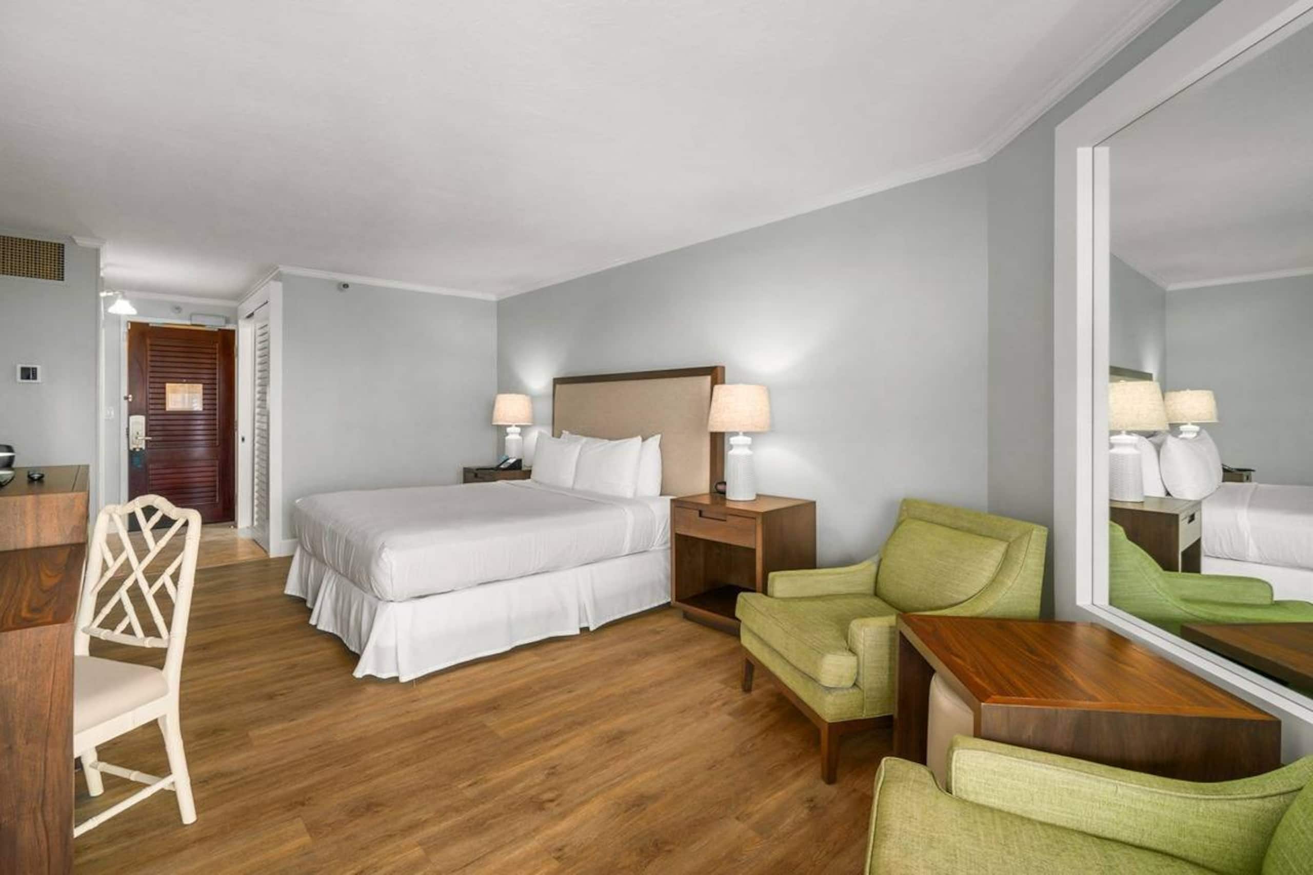 Resort in Lihue · ★4.89 · 1 bedroom · 1 bed · 1 private bath - Image 7