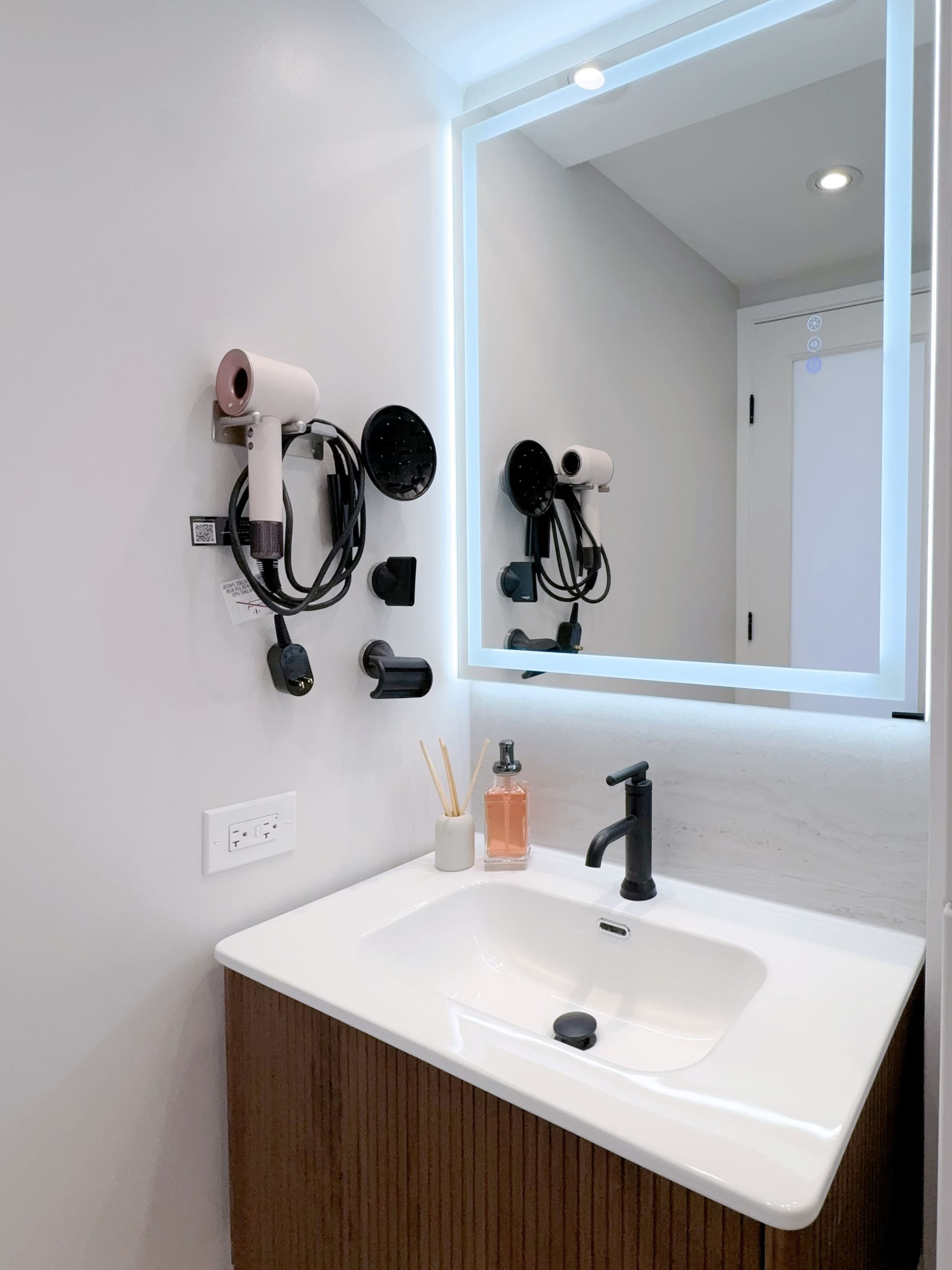 Top FL-Luxury Ocean View King Suite-Waikiki Beach~ - Image 41