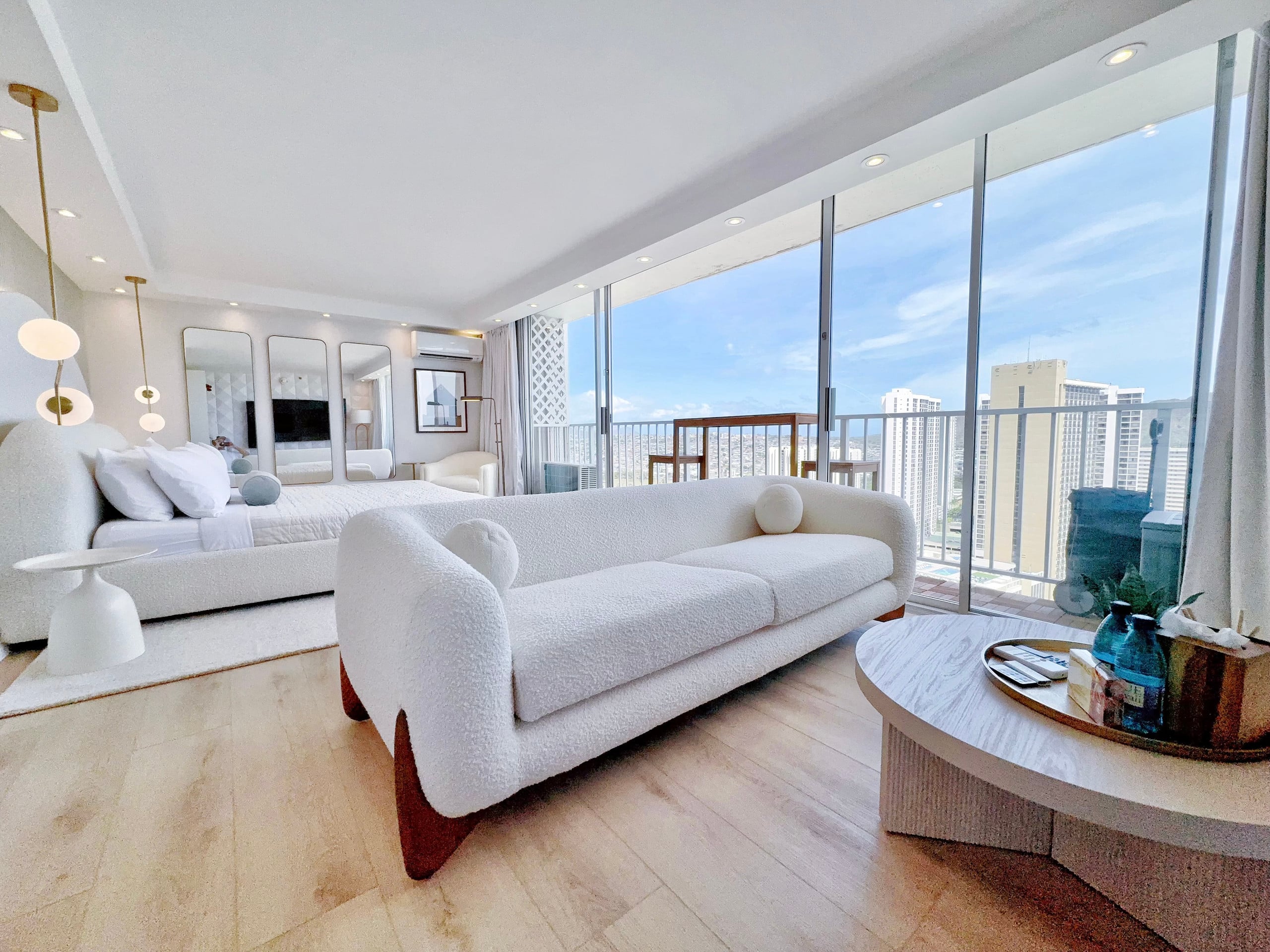 Top FL-Luxury Ocean View King Suite-Waikiki Beach~ - Image 18
