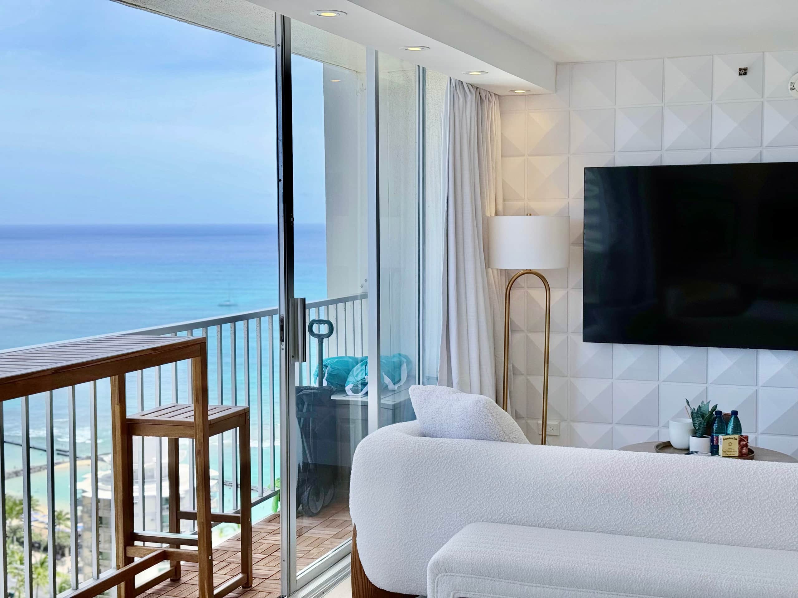 Top FL-Luxury Ocean View King Suite-Waikiki Beach~ - Image 6