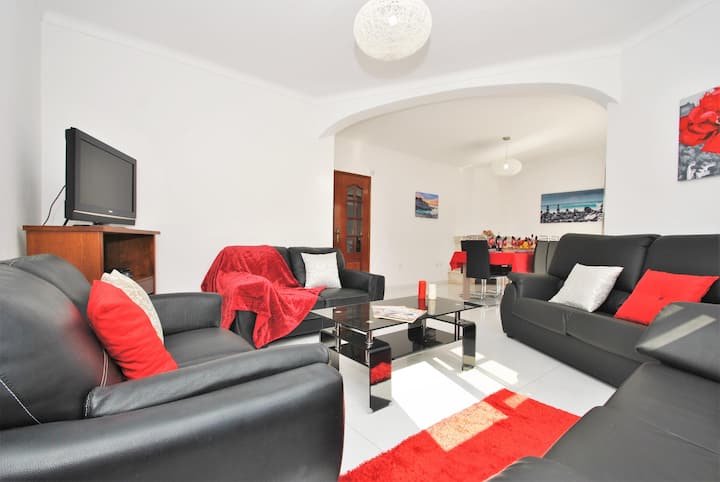 غرفة المعيشة