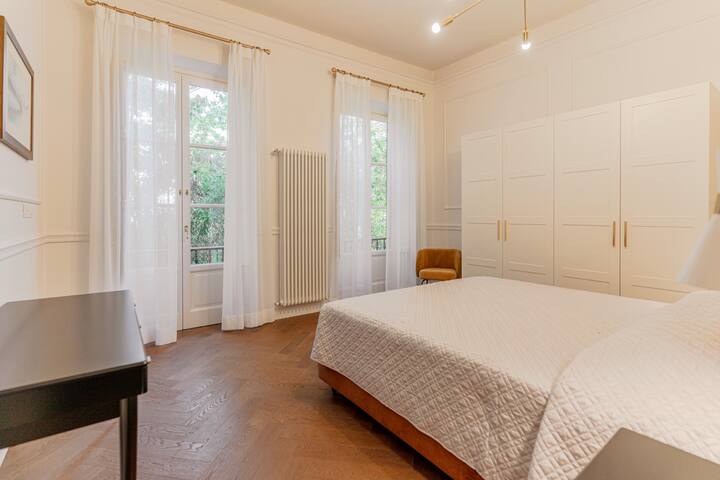 Luxury Secret Garden View gallery image 5