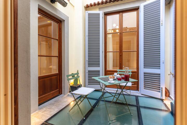 Luxury Secret Garden View gallery image 4