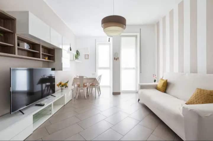 Green House Free Parking, Sesto San Giovanni - Milan Linate Airport (LIN)