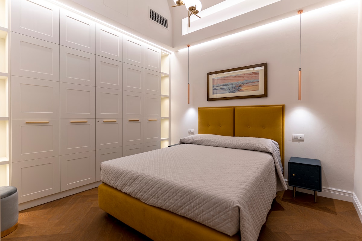 Top performing Airbnb: Santa Maria Novella 900 Suite in Firenze