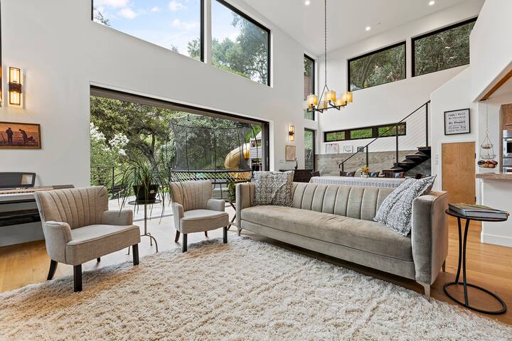 forest view, jacuzzi, 5 bedrooms gallery image 2