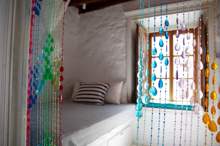 Dhomë gjumi me krevat dopio "Queen" të lidhur me dhomën e gjumit teke 3