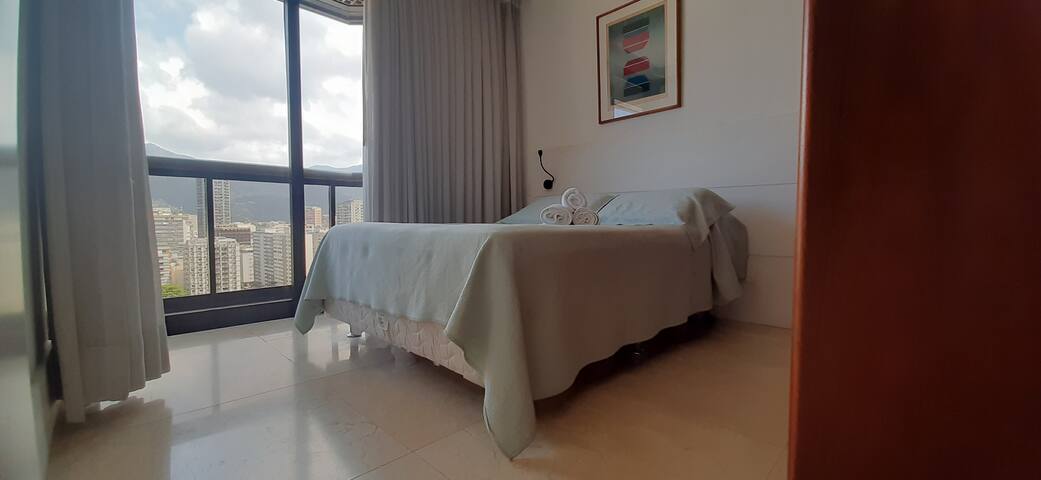 Luxurius Flat with gorgeous view I303B gallery image 5