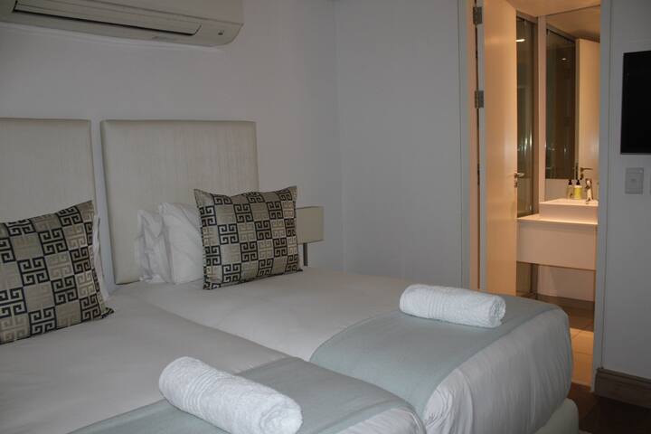 Panorama Pool in the Cape gallery image 5