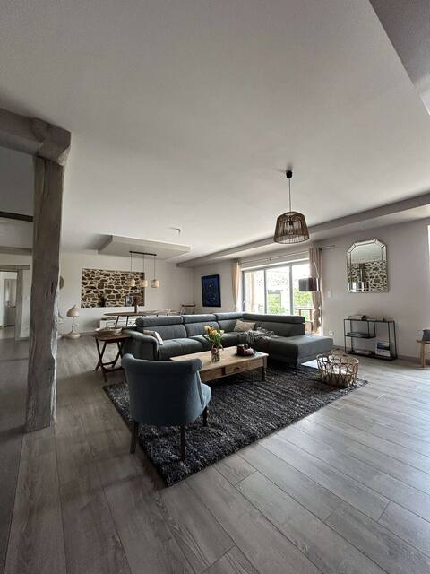 Authentique Villa Bord du Lac
Proche du Puy Du Fou