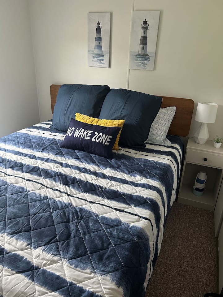 Dyshek i ri dopio "queen" 