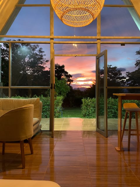 Successful Airbnb property: Magnificent Cabin II A Well Hidden Forest in Fusagasugá