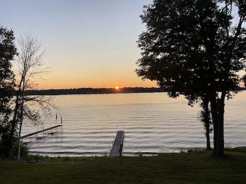Mississippi Lake House