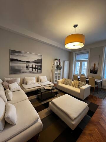 Four reason apartment gallery image 2