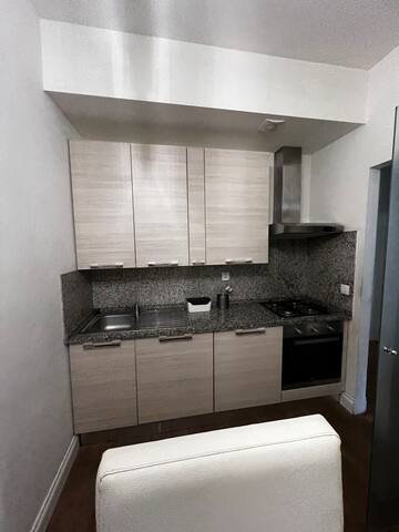 Four reason apartment gallery image 3