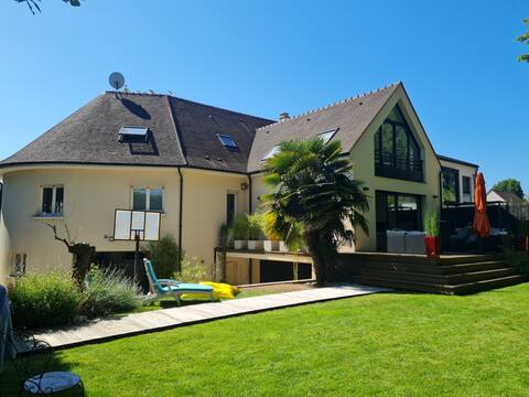 Grande maison familiale agréable, proche de Paris