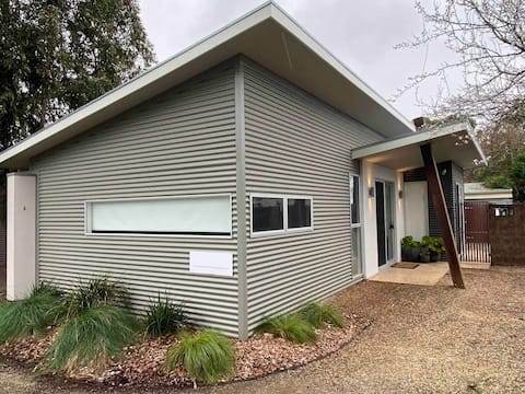 Flinc House - modern comfort in central Dunkeld