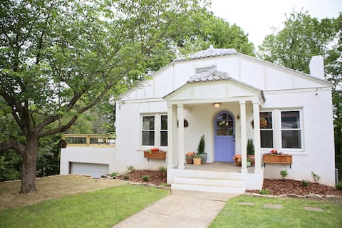 Top performing Airbnb: The Pine Spring Knoll in Florence