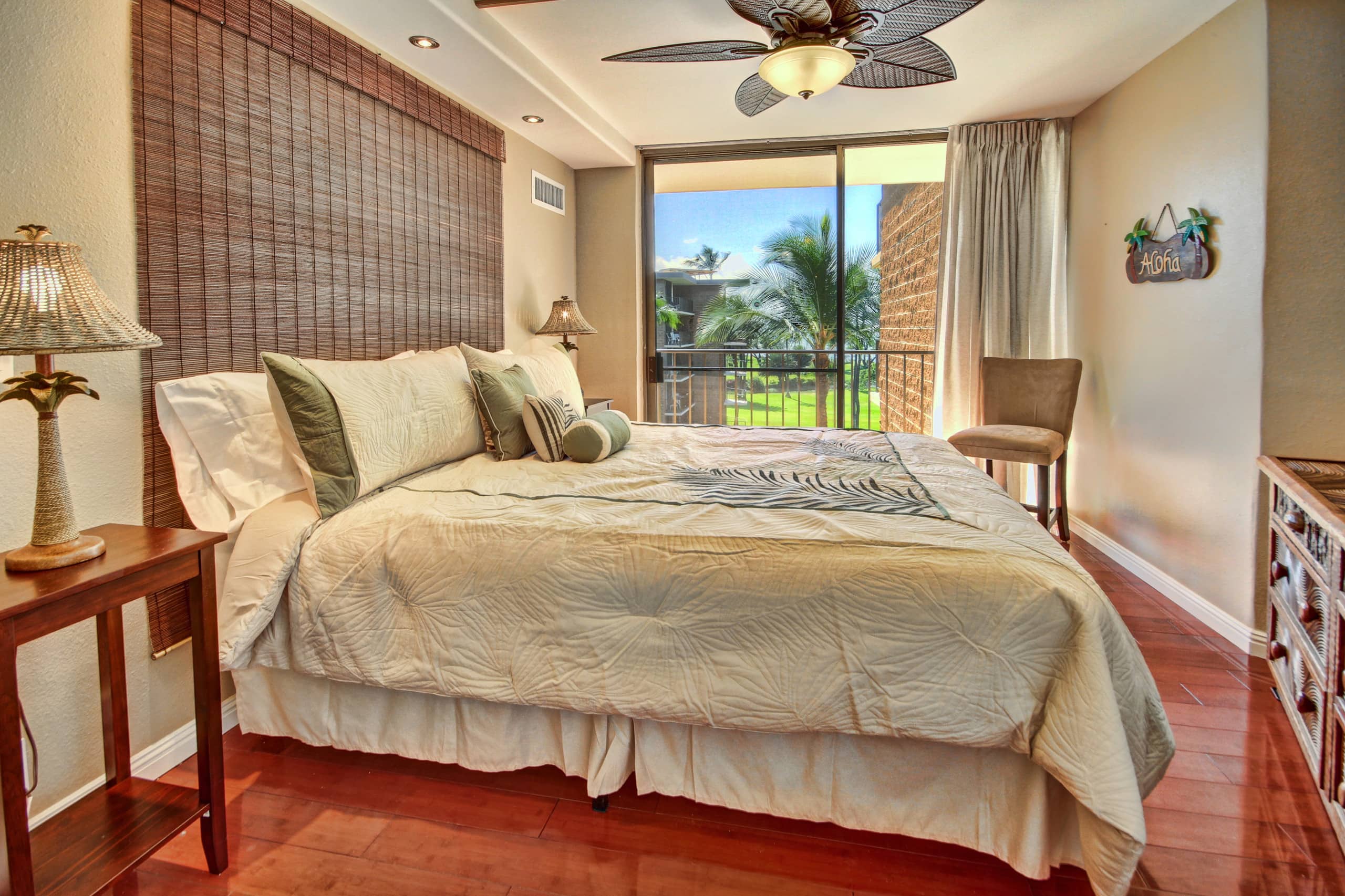 ELEGANTOcean+Sunset Retreat, A/C, Central, Parking - Image 9