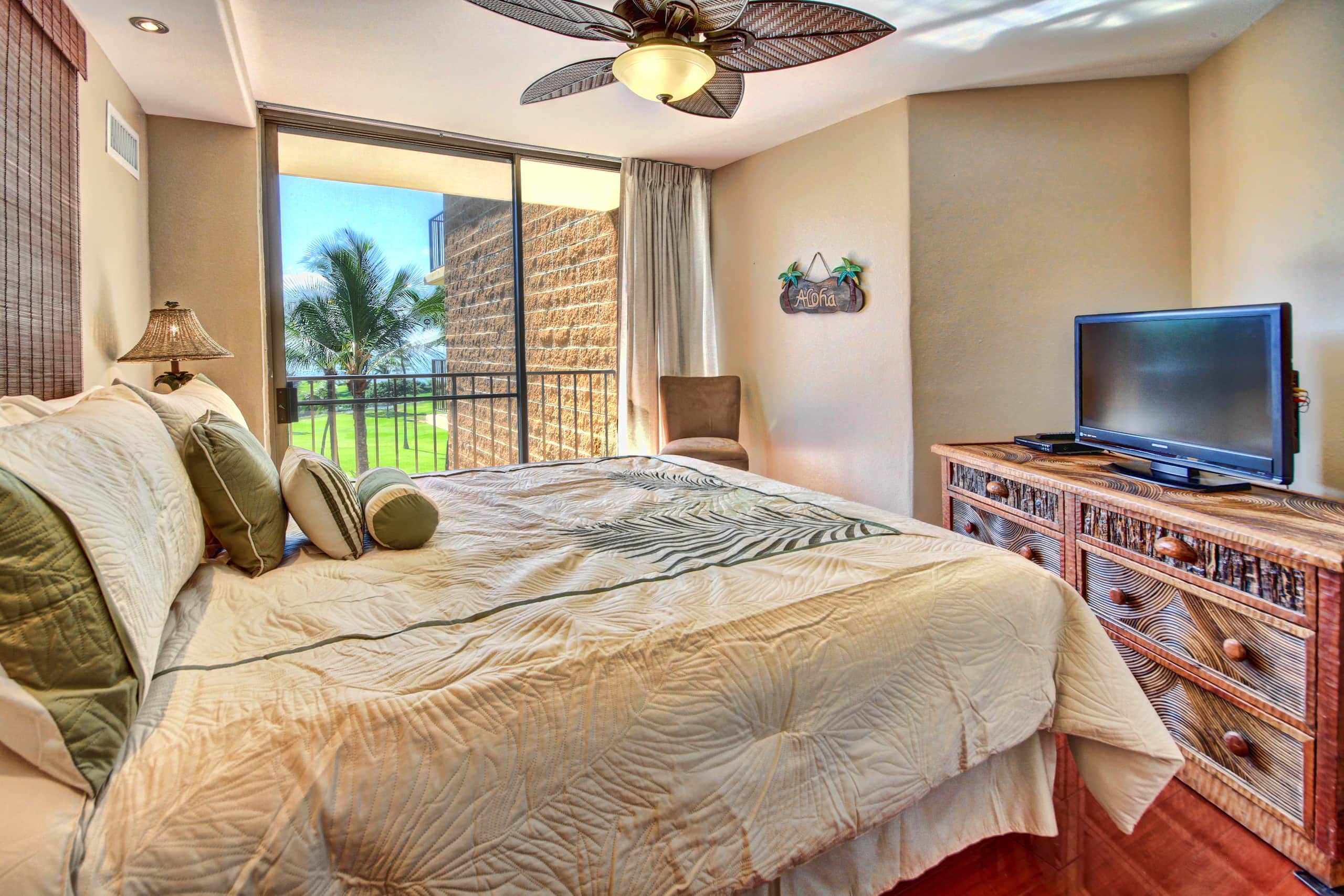 ELEGANTOcean+Sunset Retreat, A/C, Central, Parking - Image 10