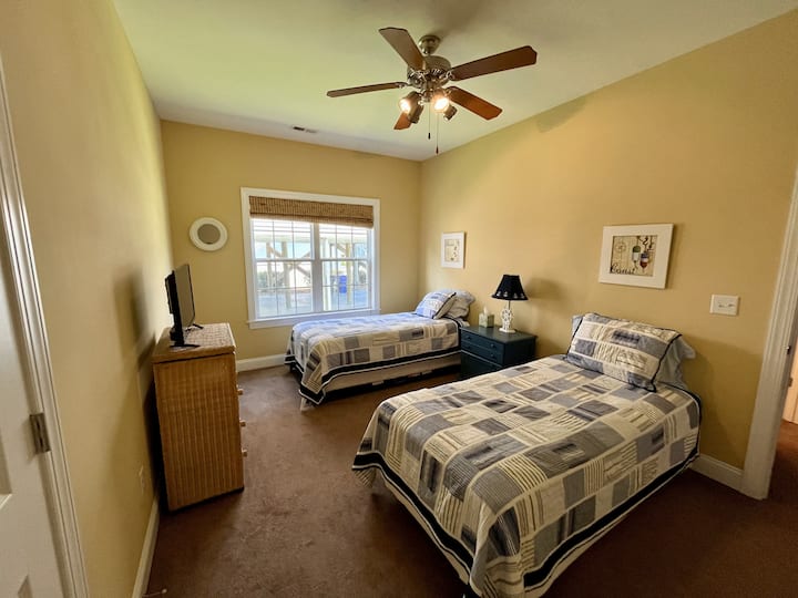 მე-3 საძინებელი (2 ორადგილიანი საწოლი)