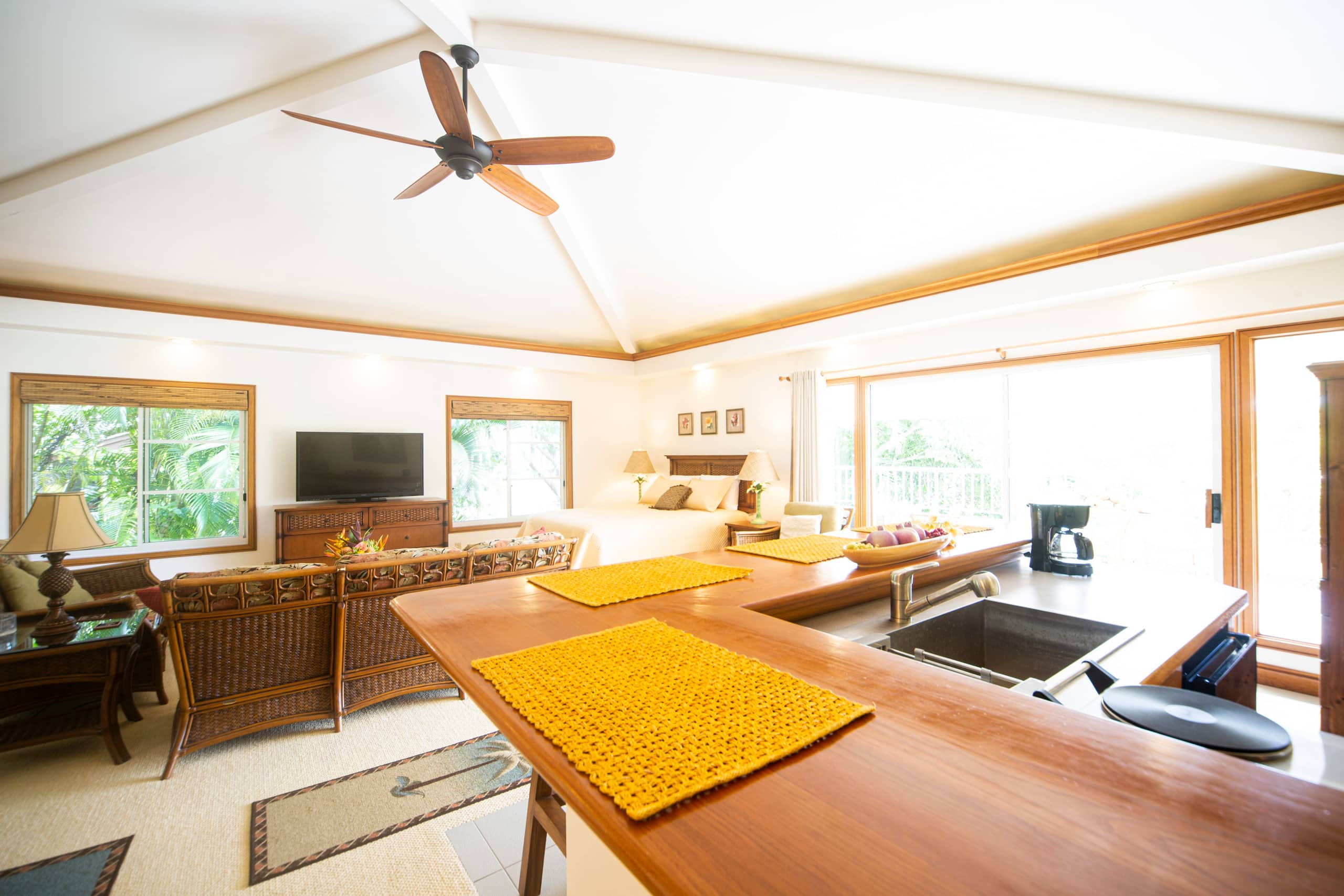 Honey House - Image 20