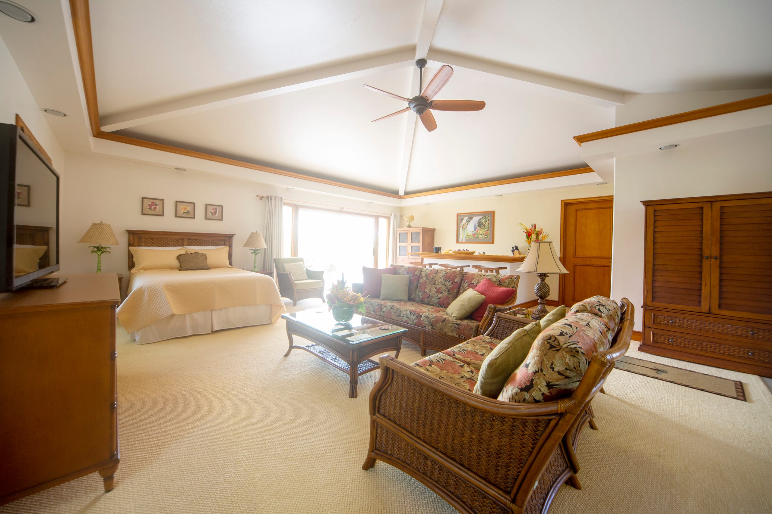 Honey House - Image 7