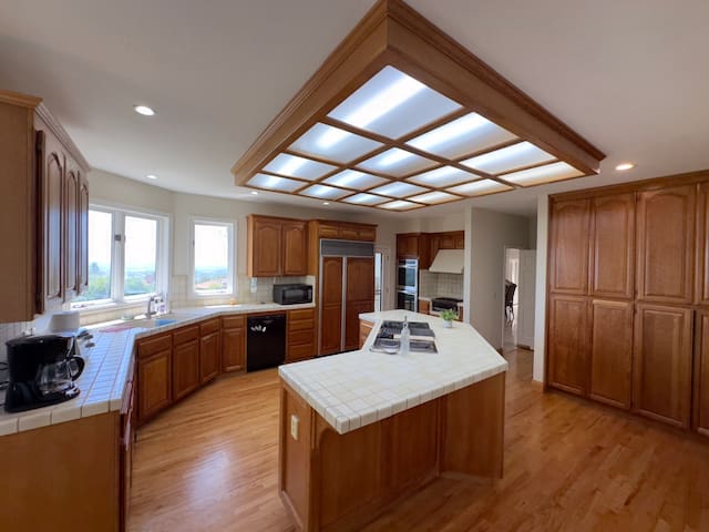 Grand View at Alum Rock gallery image 3