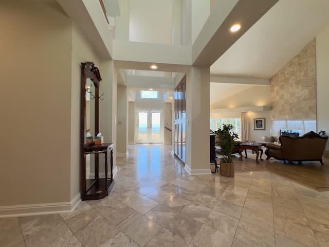 Grand View at Alum Rock gallery image 5