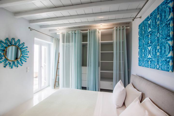 Home w/ Private Pool & Sea View gallery image 4