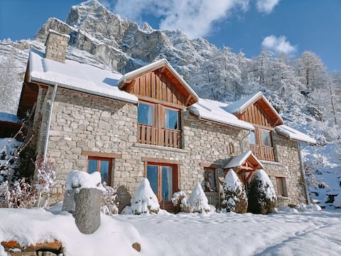 Chalet de montagne-Hautes Alpes