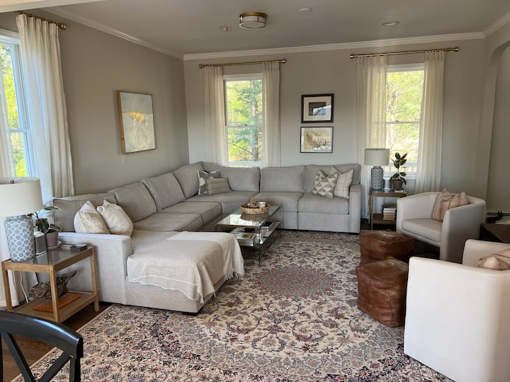 World Cup Base: 22m To Metlife - Sleepy Hollow, NY