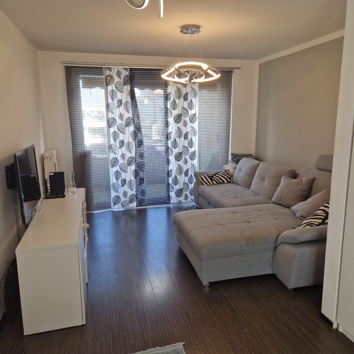 Top performing Airbnb: Stylish city residence in Ehrenfeld