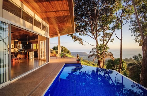 Casa Mar y Selva, stunning private ocean view home