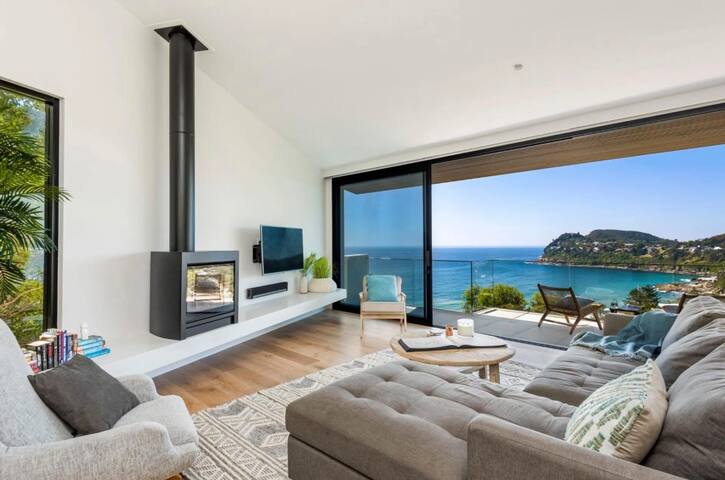 Whale beach opulent experience gallery image 3