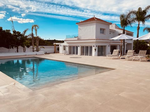 Villa Las Palmeras new house heated pool